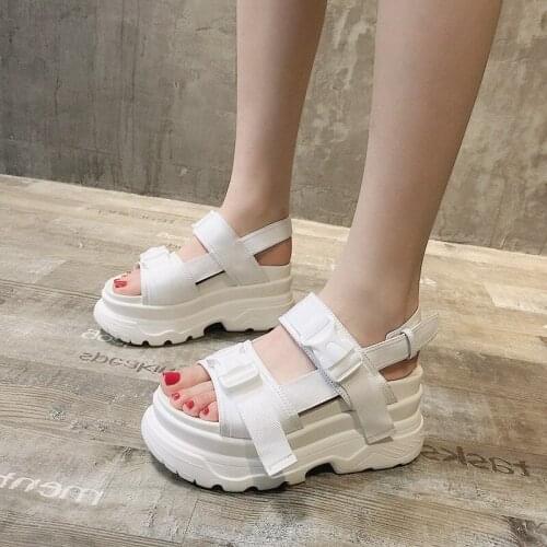 Summer sandals women 2020 thick bottom fashion buckle design heightened women shoes breathable open toe casual beach shoes