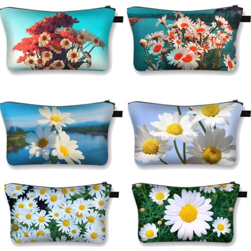 Fresh Daisy Print Cosmetic Case Ladies Cosmetic Bag Woman Casual Fashion Travel Girl Storage Bags Light Shopping Coin Purse Bag