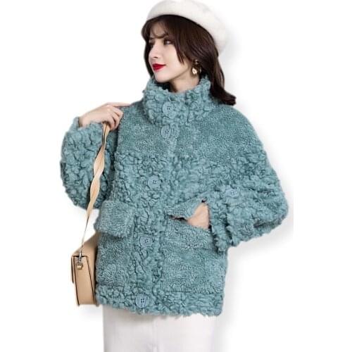 New 100% Lamb Fur And Wool All-in-One Woman Winter Sheep Shearing Jacket Female Warm Short Cara Roll Particle Wool Fur Parka