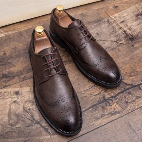 Plus Size 38-47 Men Brogue Fashion Oxford Dress Shoes Male Well-dressed Gentleman Handcrafted Footwear for Modern Men Zapatos