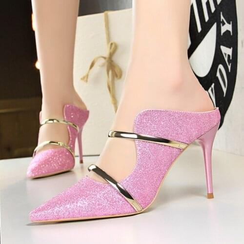 Mules Clog Woman Sandals Fashion Open Instep Pointed Toe Metal Decoration Shining Leather Pink Slides Thin Heels Slippers Women