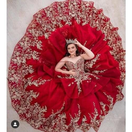 Modest robe de ball Red Quinceanera Dresses Lace Applique Sweetheart vestido 15 anos Formal Sweet 16 Prom Party Gowns