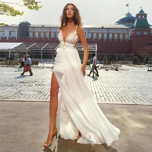 2021 New Boho Wedding Dresses Spaghetti Straps Chiffon Beach Wedding Gowns for Bride Side Slit Bride Dress Plus Size