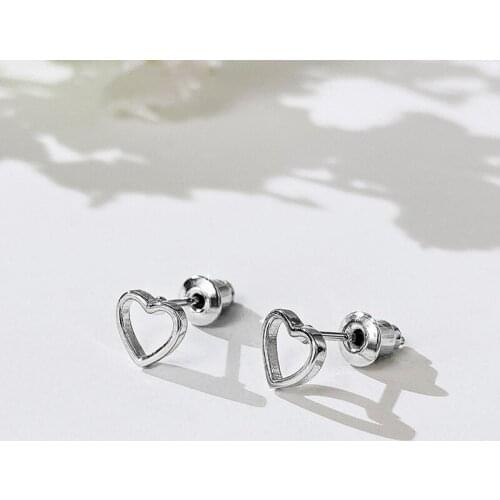 Huitan Minimalist Heart Stud Earrings for Girls 3 Metal Colors Available Simple Stylish Women Earrings Versatile Fashion Jewelry