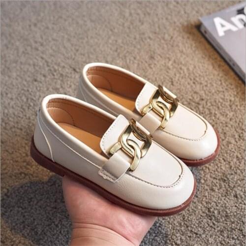 Kids White Casual Shoes Of Boys Loafers Metal Slip on Shoes Girls British Style Spring Leather Princess Shoes Children Baby