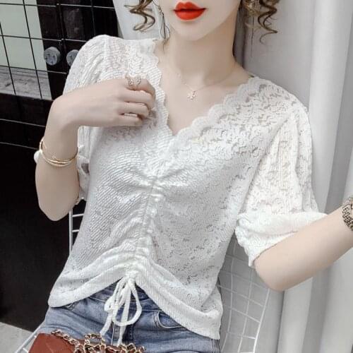 Puff sleeve chiffon shirt 2021 new spring and summer fashion all-match temperament casual lace V-neck short top women