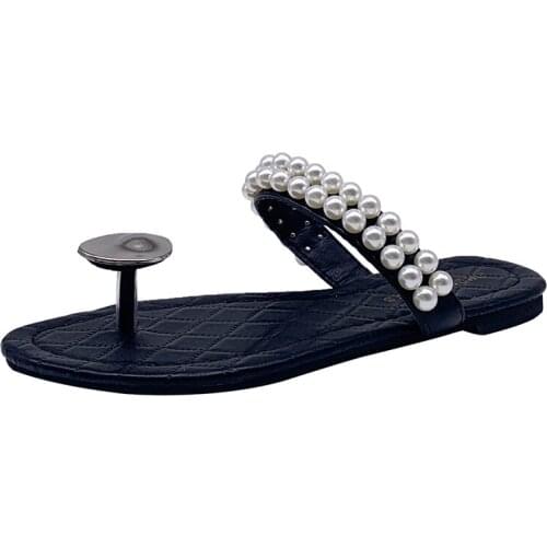 Ladies slippers 2021 new summer fashion Roman style solid color pearl flat bottom light and comfortable flip-flops