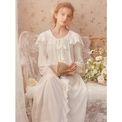 Free Shipping 2021 New Linen And Cotton Princess Style Womens White Nightgown Long Sleepwear Vintage Pijamas roupao feminino