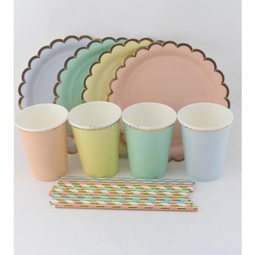 Free Shipping 1230pcs/lot Christmas Decoration Foil Gold Party Tableware Set Paper Plates Paper Cups Paper Straws for Party