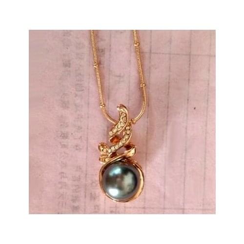 N026 Creative Korean fashion clavicle chain crystal necklace