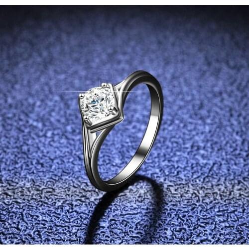 Moissanite Ring Women 925 Sterling Silver 0.5 Carat Four Prong Engagement Wedding Jewelry