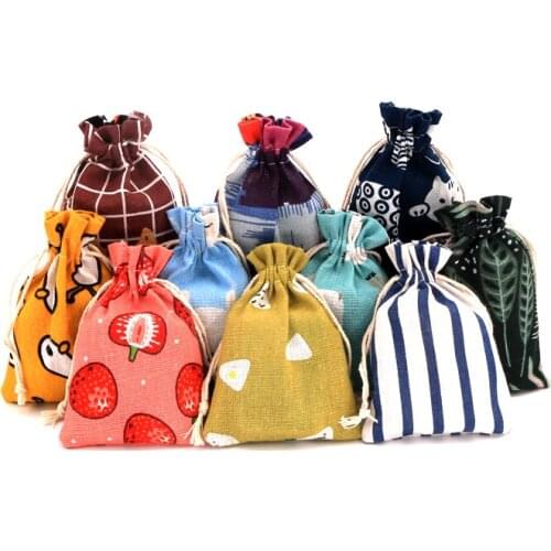 50pcs/lot Multi Designs Cotton Bags 10x14cm Small Linen Drawstring Gift Bag Pouches Christmas Candy Jewelry Packaging Bags