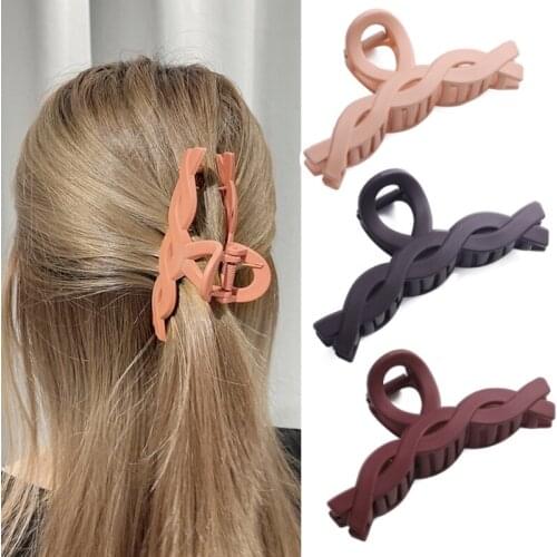 1pcs Korea Elegant Matte Multicolor Hairpin Bath Twist Hair Catch Clip for Women Hair Accessories Hair Style Make