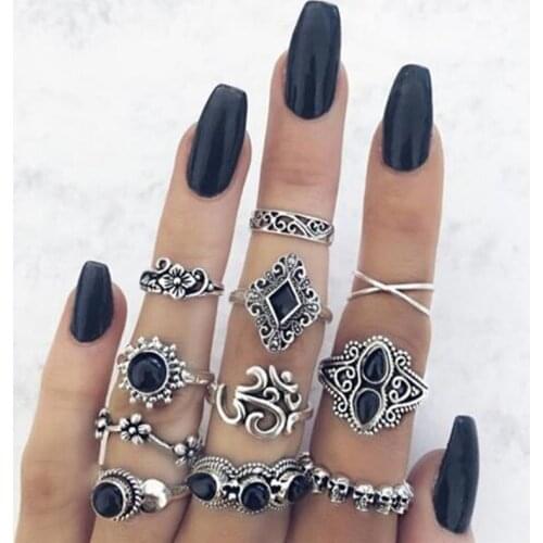 11 Pcs/Set Punk Fashion Carved Flower Skull Rings Set Bohemian Gem Rings for Women Party Jewelry Accessories