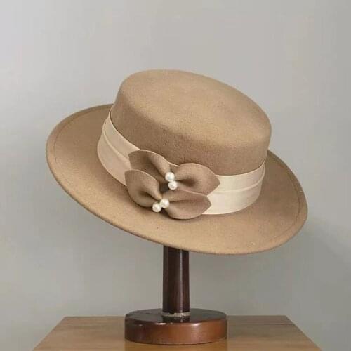 Classic British Wool Fedora Hat Autumn Winter Flat Top Pearl Petal Lady Fedoras Hats For Women Leisure Panama Jazz Hat Chapeau