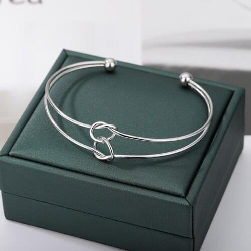 V Attract Rigid Bracelets