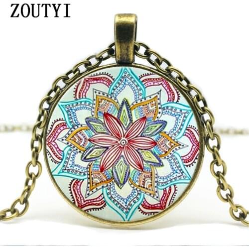 2018/ hot sale, glass dome necklace mandala flower necklace jewelry yaga henna om symbol Zen Buddhism