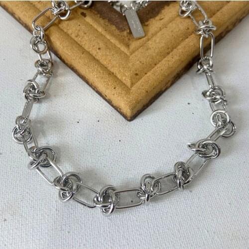 LOVOACC Hiphop Huggie Knotted Geometric Chunky Chain Necklace for Women Letter Square Metal Chokers Necklace Party Accessories