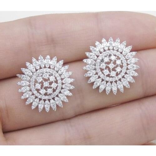 DOKOL Exquisite Sunflower Stud Earrings Bridesmaids Gift Wedding Earring Silver Color Hollow-out Women Jewelry DKE0143