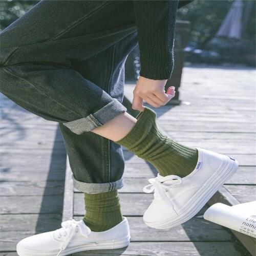 Hot sale New Fashion Women Socks Striped Cotton socks Lady Retro socks For Spring Autumn Winter