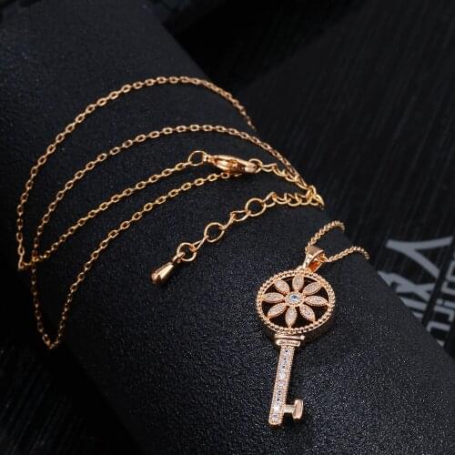Simple Cubic Zircon Key Pendant Necklace For Women Gold Silver Color Short Choker Neckalce Girl Party Wedding Gift Collier femme