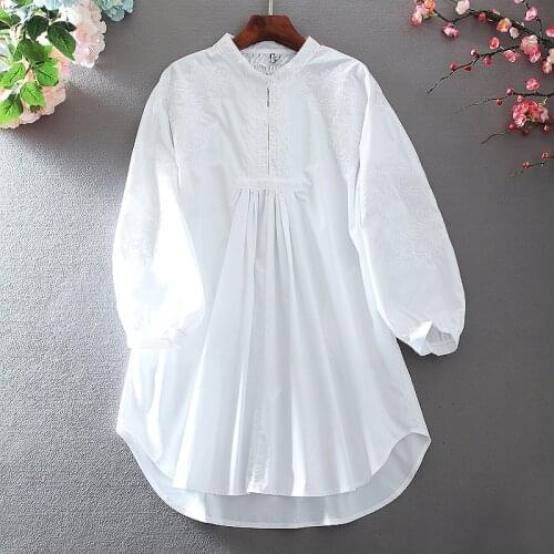 Womens Spring Autumn Designer Vintage Embroidery Long Cotton Shirt Female High Waist Casual Loose T Shirt Top TB519