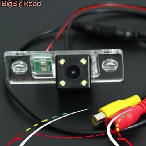 BigBigRoad Car Intelligent Dynamic Trajectory Tracks Rear View Camera For Volkswagen Touareg Passat B5 / Magotan 1996-2010