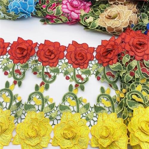 Hot selling colorful 3D flowers Embroidered fabric flowers with leaf applique Lace for garment in stock