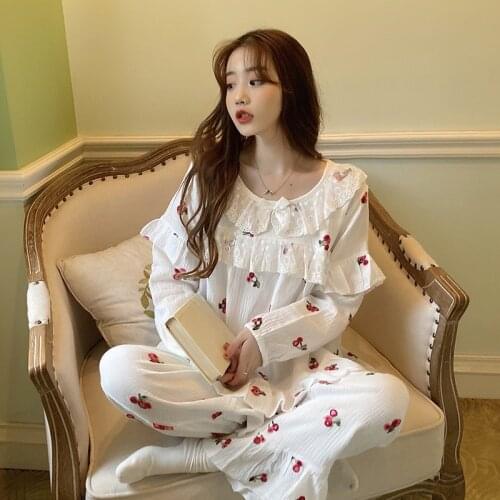 Chic Women Sweet Pajamas Suits Long Sleeves 2020 New Strawberries Ruffles Fashion Sleepwear Loose Fresh Long Pants