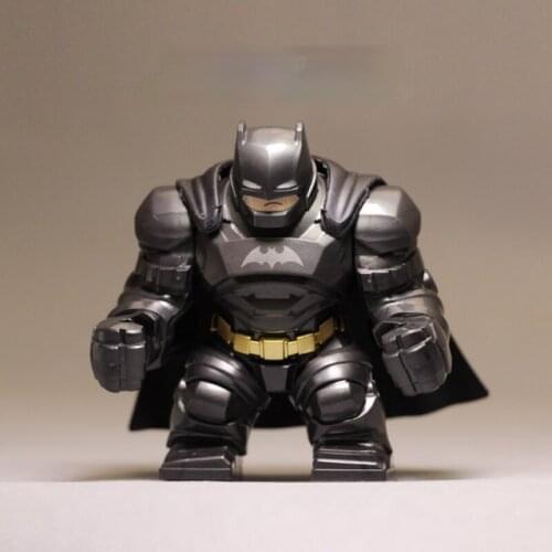 Q Version of The Building Blocks of The Bat Man Comic Hero Dolls Dolls Toys Do Ornaments Model