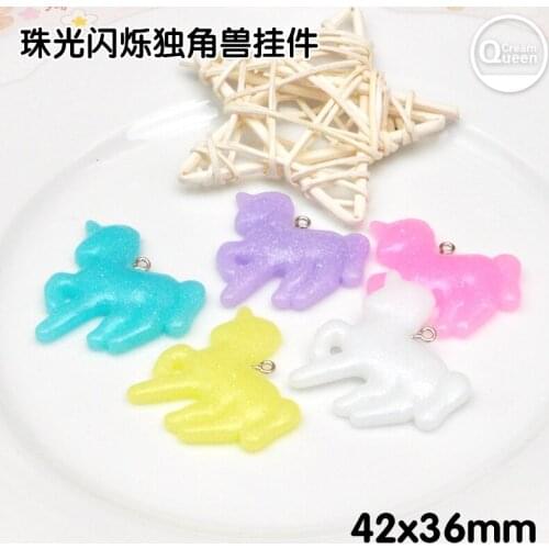20pcs resin glitter unicorn necklace charms very cute keychain pendant necklace pendant for DIY decoration