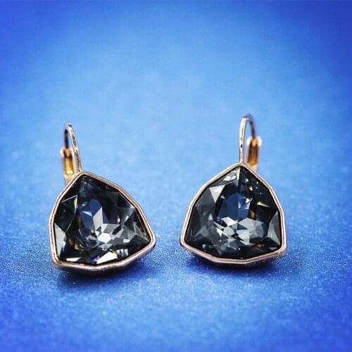 11.11 Triangle Stud Earrings made with Austrian Crystal for Women Party Trending Jewelry 2021 New Girls Earings Bijoux Gift