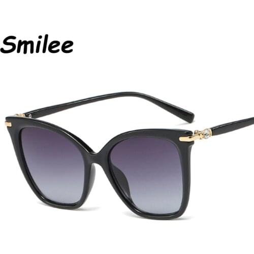 2020 Fashion Cat eyes Frame Sunglasses UV400 high quality Women diamond leg Sun Glasses Brand Designer Eyewear Gradient frame