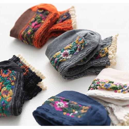 Fluffy socks cute frilly Vintage lace flower calcetines harajuku kawaii woman skarpetki funny kobieta skarpety fall women cotton