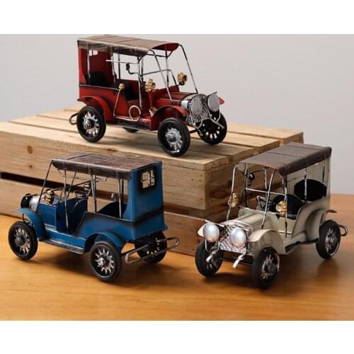 OOTDTY Metal Antique Vintage Car Model Handcrafted Collections Collectible Vehicle Toys Vintage Decor for Bar or Home Bookshelf