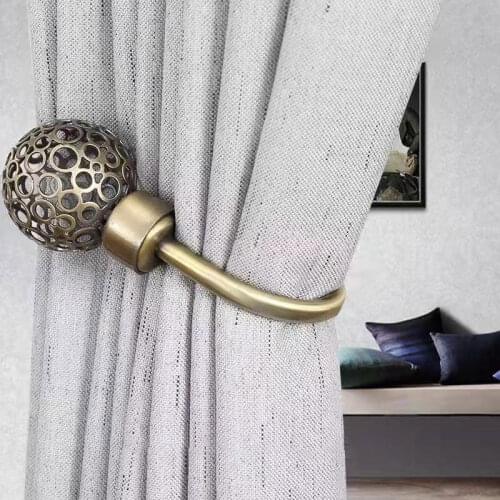 European Retro Curtain Tieback U-shaped Curtain Hook Decoration Accessories Metal Hollow Hooks Vintage Home Curtain Tieback