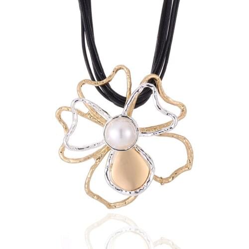ELOYHI Women Big Flower Necklace Geometric Rhinestone Top Quality Leather Choker For Lady Punk Trendy Neckalce&Pendants Gift