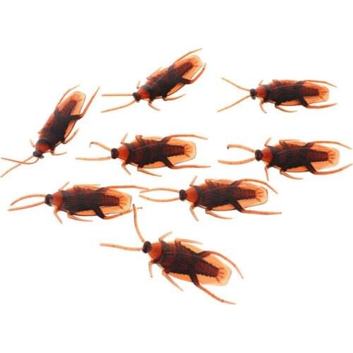 1Pcs April Fools Day Halloween Toys Spoof Toy Lifelike Simulation Rubber Cockroach Gags & Practical Jokes Prop Decorations