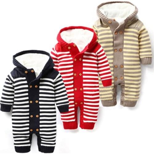 El Bebe Oso Slips With A Hood For Babies