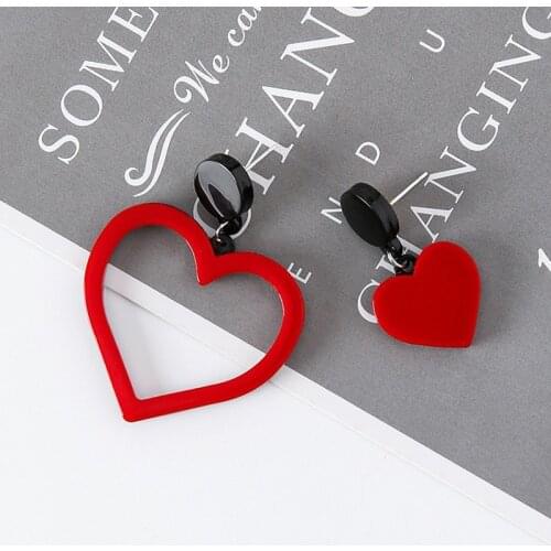 Wholesale Korean Fashion Sweet Asymmetrical Acrylic Red Love Peach Heart-shaped Earrings Female Earrings for Women 2021