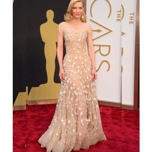 Luxurious Celebrity Dresses High Neck Flowers Appliques A-Line Floor-Length Evening Dresses