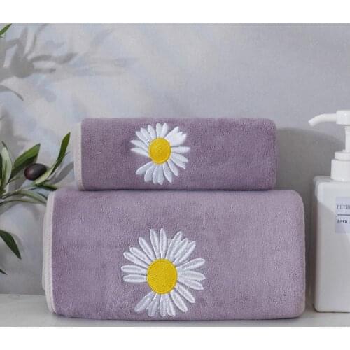 2 pcs Bath Towel Set Small Daisy Pattern Large Thick Towels For Bathroom Hand Face Shower Towels For Adults Super Absorbent