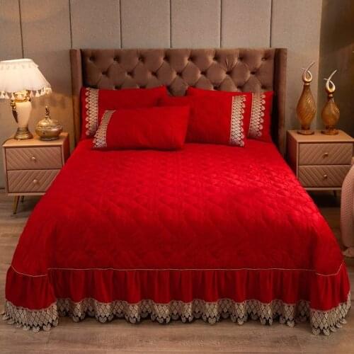 2020 new products Thickened quilted crystal velvet Bed cover Fitted Sheet Pillowcases 2/3 pcs Luxury Pleated lace Bedding