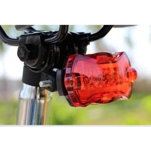 Mountain Bike Tail Light Powered Battery LED Bicycle Rear Light Easily Clips on as a Red Taillight for Optimum Cycling Safety