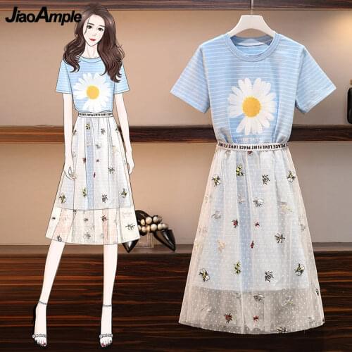 Plus Size Summer Sweet Daisy Dress Sets 2021 Women Fashion Blue Stripe Long T-shirt Elegant Bee Embroidery Skirts Girls Clothing