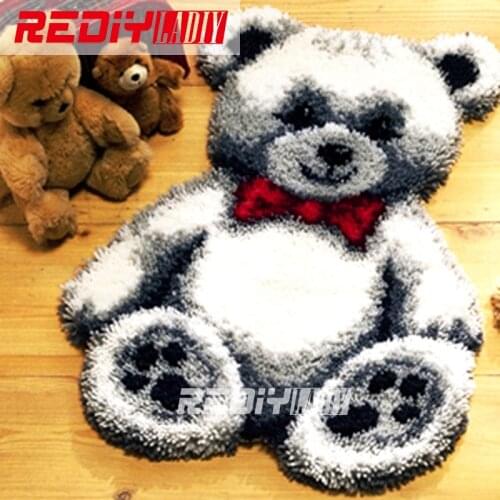 Latch Hook Rug Kits Crocheting Wall Tapestry Yarn Sofa Cushion Set for Embroidery Carpet Rug White Bear Home Decor Floor Mat