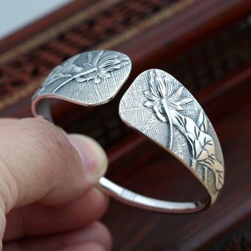 Wholesale S999 Sterling Silver Jewelry Retro Thai Silver Simple Bangle Carved Lotus Petal Ladies Face Open Ended Bangle
