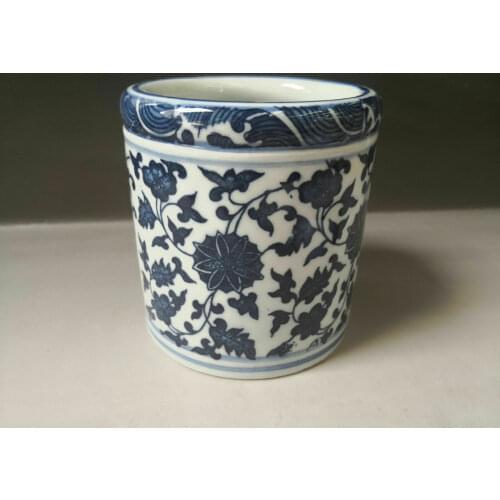 Chinese old porcelain Blue and white porcelain brush pot