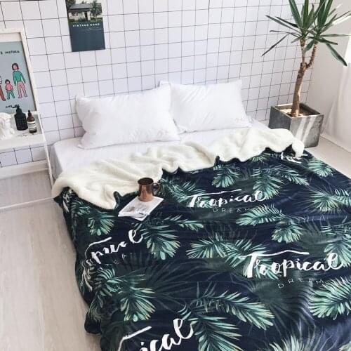 Double-layer flannel lamb velvet blanket strawberry throw blanket cartoon bedspread cover for Bed Sofa Christmas gifts