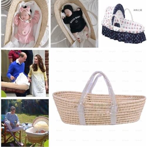 Straw woven newborn baby basket hand basket portable sleeping in blue corn husk newborn photography prop